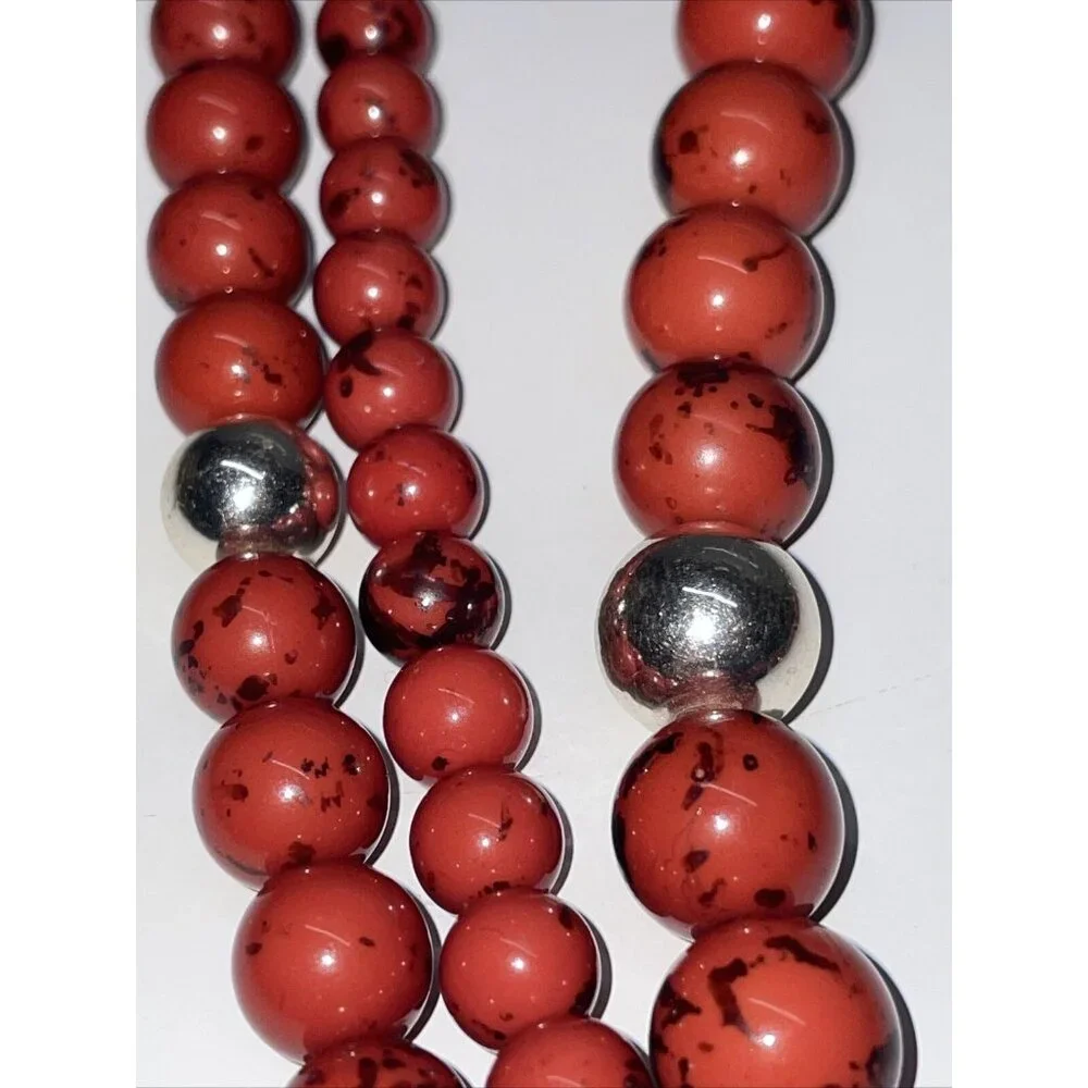 NECKLACE RED CORAL LOOK TRIPLE STRAND‎ FLOWER FUN FASHION COLLECTIBLE PLASTIC